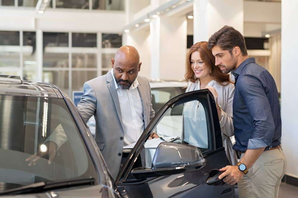 concessionnaire auto centre achat voiture d'occasion